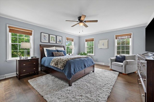 9848 N Lamplighter LANE, Mequon, WI 53092