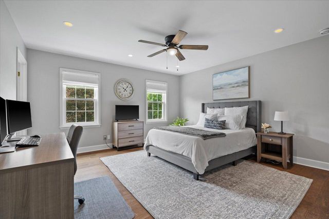 9848 N Lamplighter LANE, Mequon, WI 53092