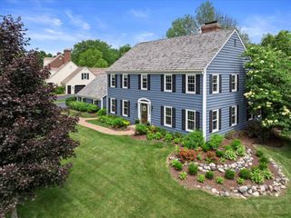 9848 N Lamplighter LANE, Mequon, WI 53092