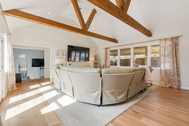 2099 BLACK OAK DR, Memphis, TN 38119