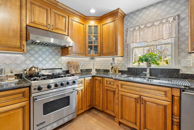 2099 BLACK OAK DR, Memphis, TN 38119