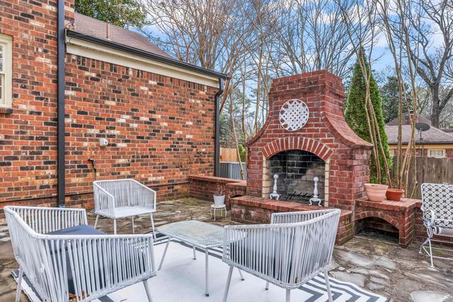 2099 BLACK OAK DR, Memphis, TN 38119