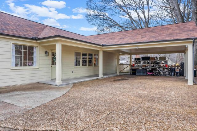 2099 BLACK OAK DR, Memphis, TN 38119