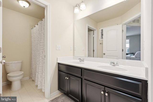 9407 GEATON PARK PL, Lanham, MD 20706