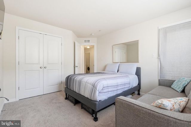 9407 GEATON PARK PL, Lanham, MD 20706