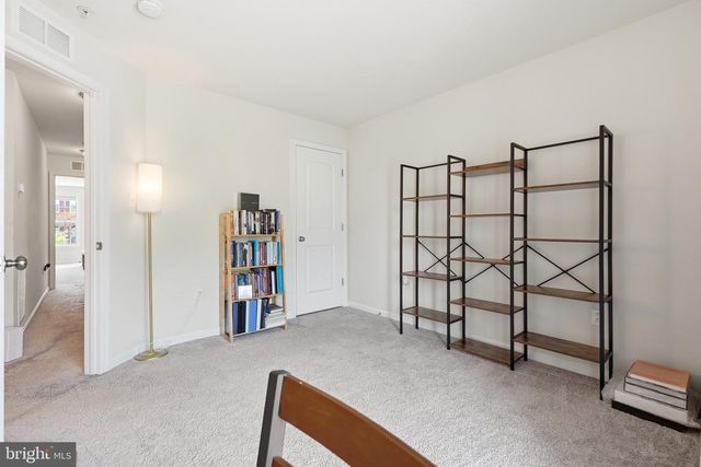 9407 GEATON PARK PL, Lanham, MD 20706