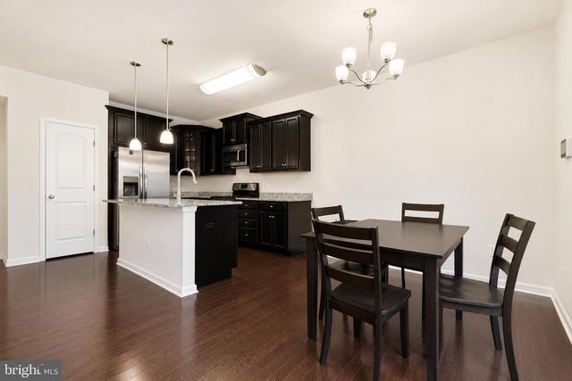 9407 GEATON PARK PL, Lanham, MD 20706