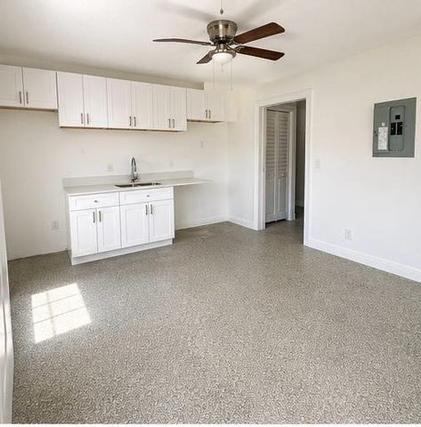 904 10th Street 8, West Palm Beach, FL 33401
