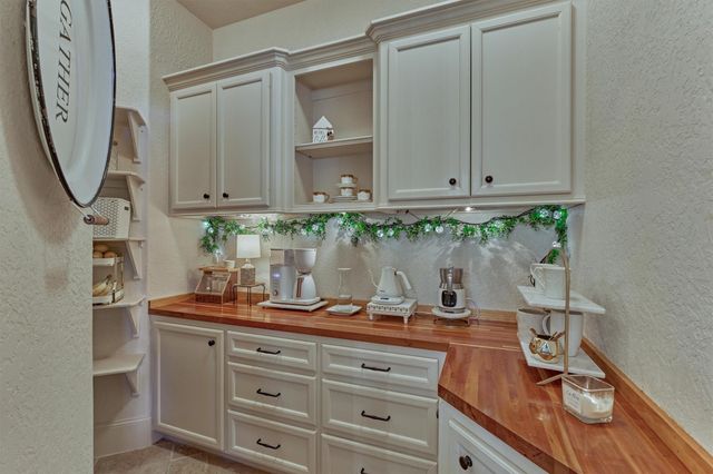 28222 Meadow Falls, Magnolia, TX 77355