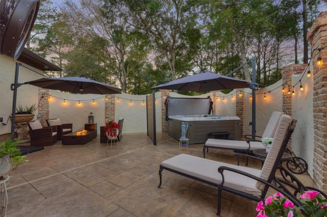 28222 Meadow Falls, Magnolia, TX 77355