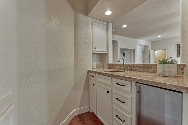 28222 Meadow Falls, Magnolia, TX 77355