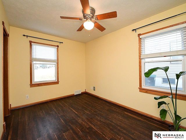 5439 Hamilton Street, Omaha, NE 68132