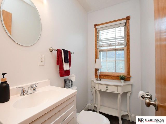 5439 Hamilton Street, Omaha, NE 68132