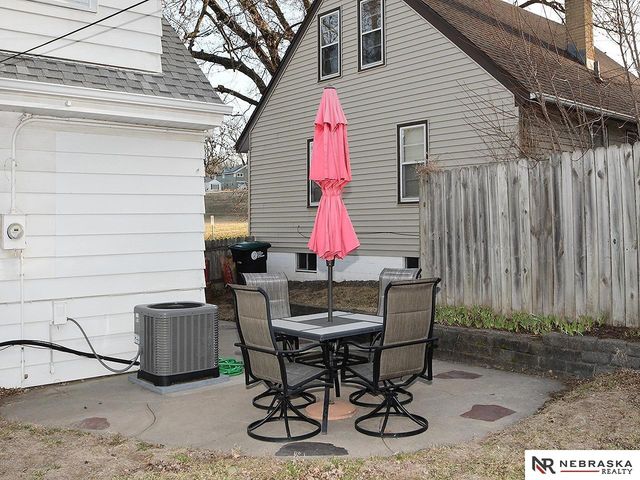 5439 Hamilton Street, Omaha, NE 68132