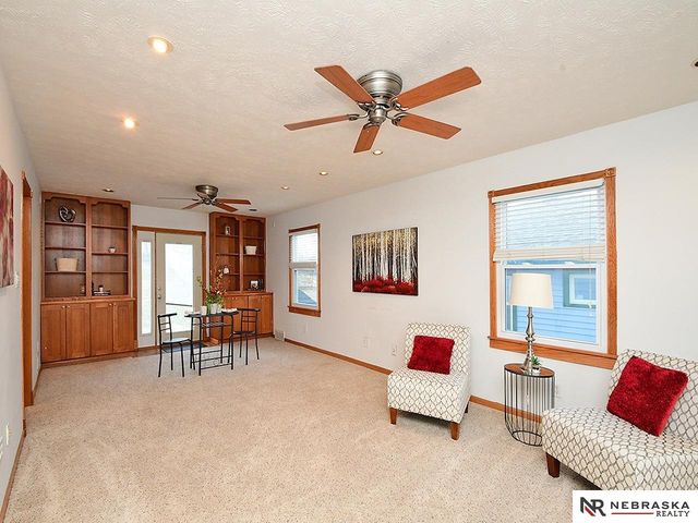 5439 Hamilton Street, Omaha, NE 68132