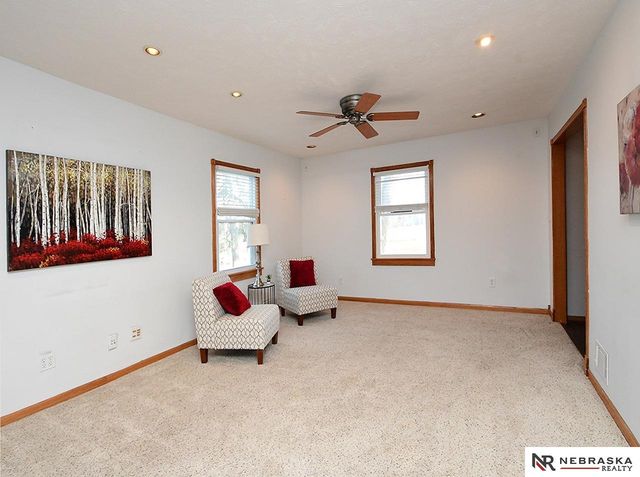 5439 Hamilton Street, Omaha, NE 68132