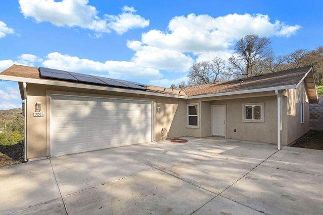 3286 Botfuher Rd, Valley Springs, CA 95252