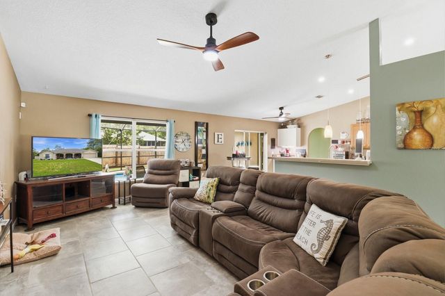 8798 N RAIDIN DRIVE, Dunnellon, FL 34433