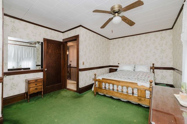 8 Westhill Ave, Somerset, MA 02726