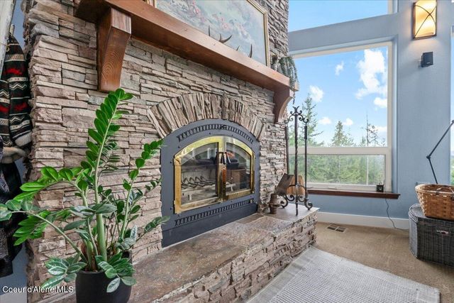 4177 E Eagles Mere Rd, Harrison, ID 83833