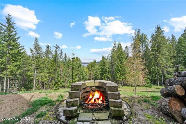 4177 E Eagles Mere Rd, Harrison, ID 83833