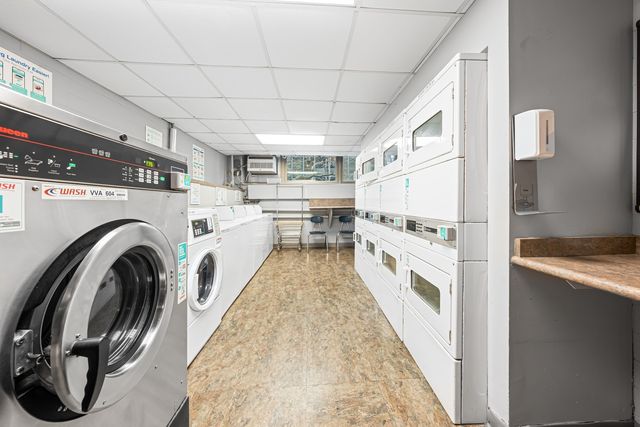 253 E DELAWARE Place 14D, Chicago, IL 60611