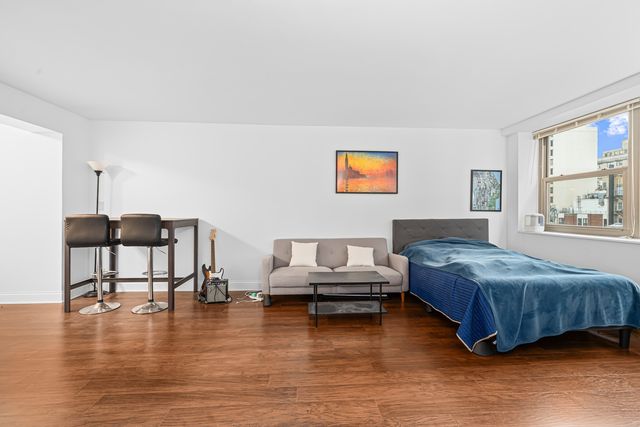 253 E DELAWARE Place 14D, Chicago, IL 60611