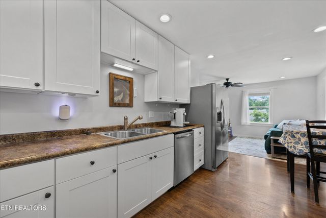 407 Kingwood St, Kingston, TN 37763