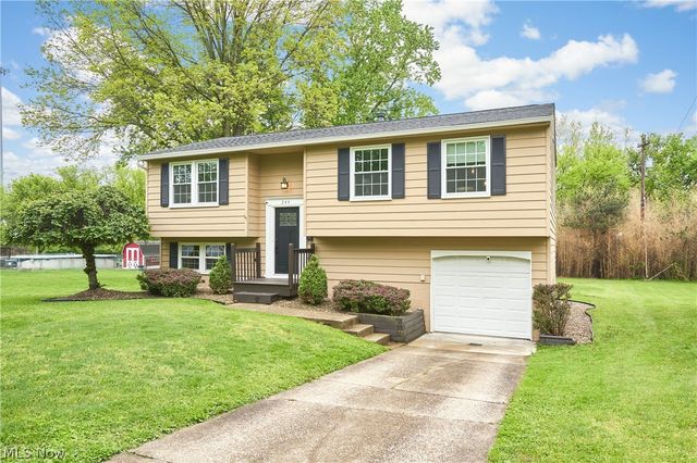 344 Silver Meadows Boulevard, Kent, OH 44240