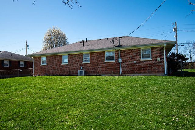 105 Lynnwood Drive, Lancaster, KY 40444
