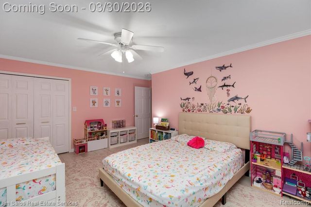 32830 Jefferson Avenue, Saint Clair Shores, MI 48082