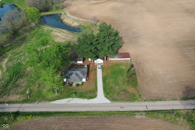 9034 S 75 W, Rosedale, IN 47874