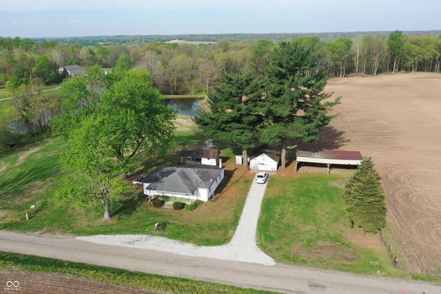 9034 S 75 W, Rosedale, IN 47874
