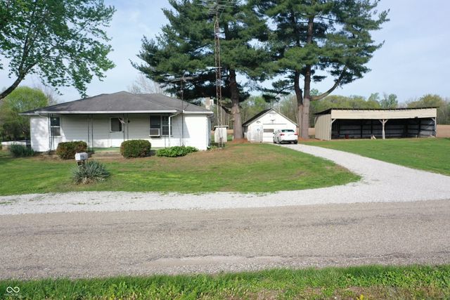 9034 S 75 W, Rosedale, IN 47874