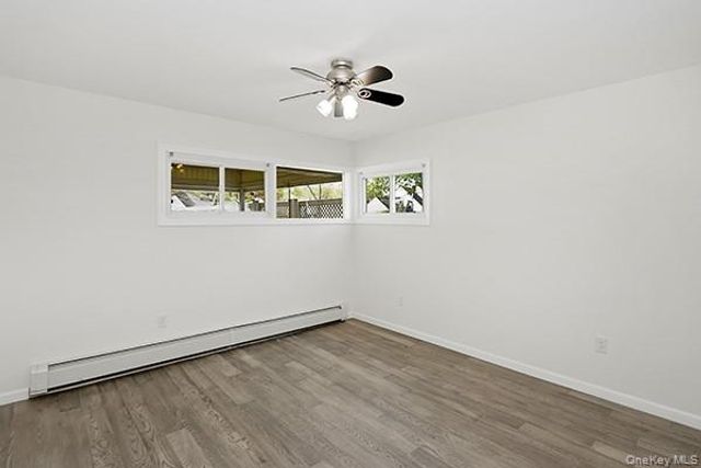 48 Link Lane, Hicksville, NY 11801