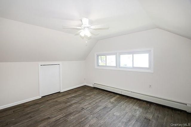 48 Link Lane, Hicksville, NY 11801