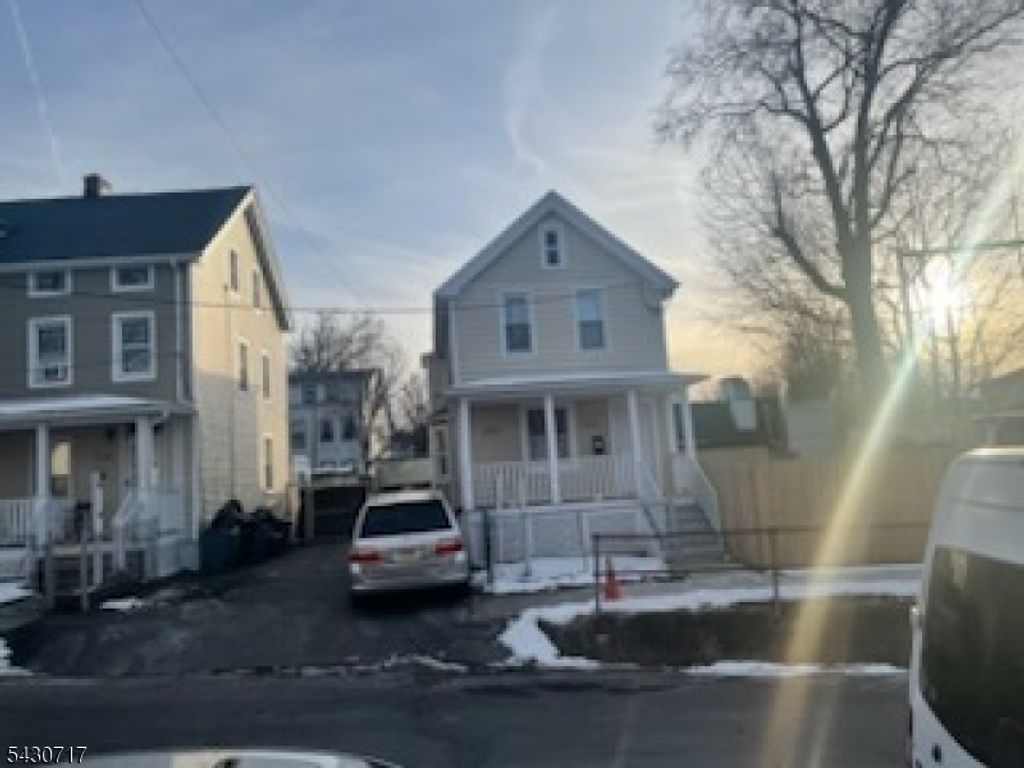522 Beach St, City Of Orange Twp., NJ 07050 — photo 2