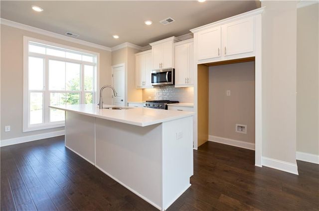 4804 Larkin Pass 53, Buford, GA 30518