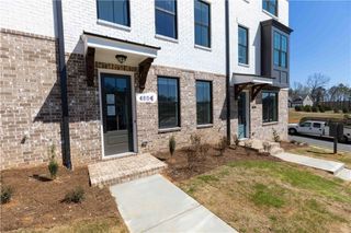 4804 Larkin Pass 53, Buford, GA 30518