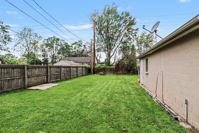 9005 Deering Street, Livonia, MI 48150
