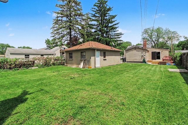 9005 Deering Street, Livonia, MI 48150