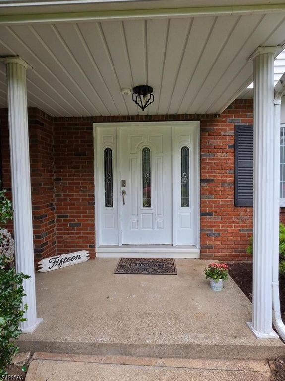 15 Sweetwood Ct, Parsippany-troy Hills Twp., NJ 07054 — photo 2