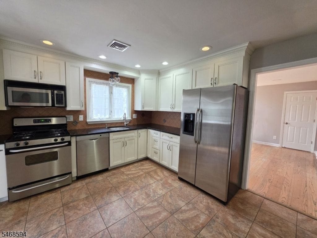 15 Sweetwood Ct, Parsippany-troy Hills Twp., NJ 07054 — photo 4
