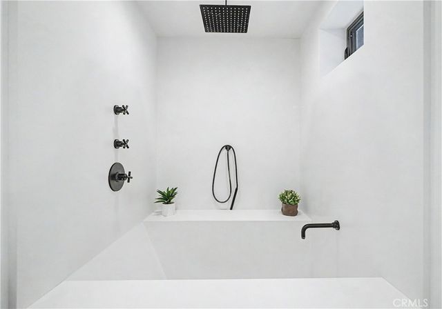 5877 Cape Horn, Agoura Hills, CA 91301