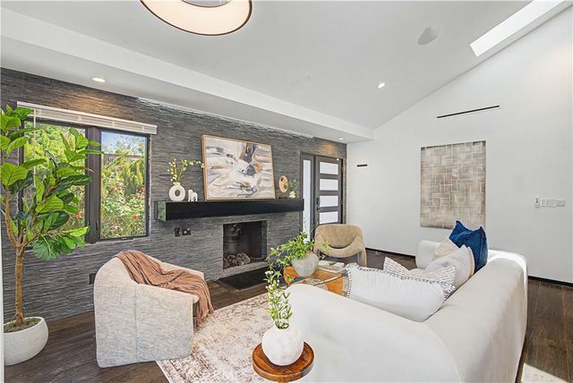 5877 Cape Horn, Agoura Hills, CA 91301