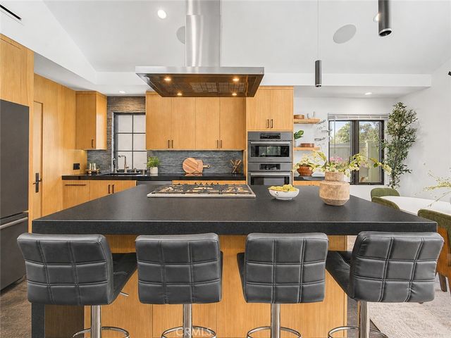 5877 Cape Horn, Agoura Hills, CA 91301