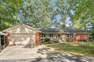 74 Westlake Drive, Garrett, IN 46738