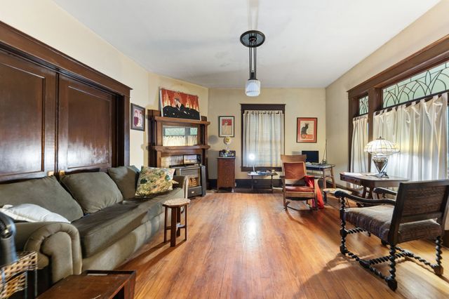 4725 Swiss Avenue, Dallas, TX 75204