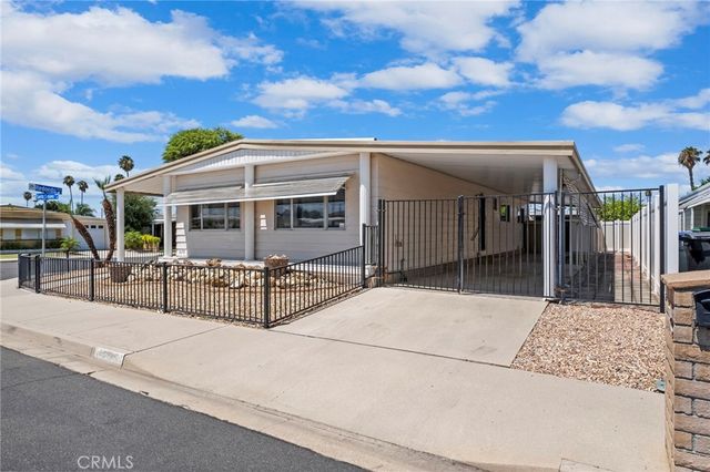 1670 Santa Susana, Hemet, CA 92543