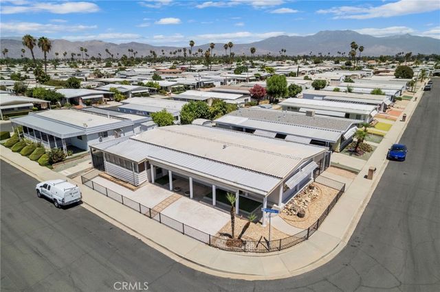 1670 Santa Susana, Hemet, CA 92543